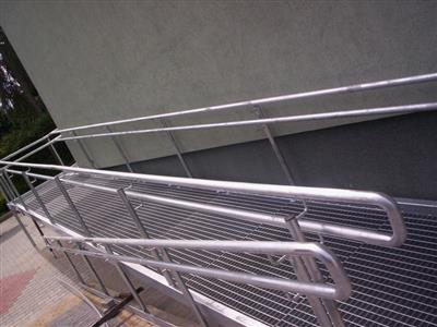 Podjazdy dla inwalidów - zdjęcie nr 12